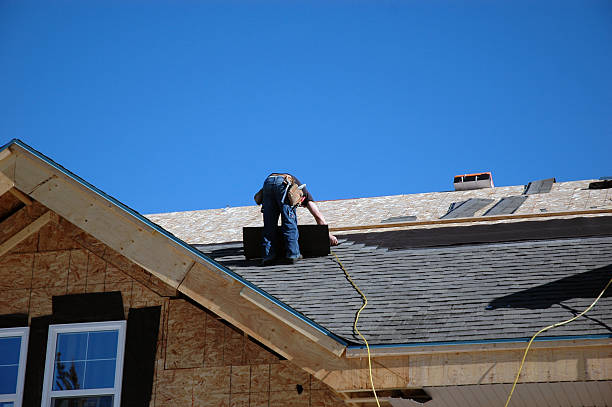 Best Residential Roofing Contractor  in Johnsburg, IL